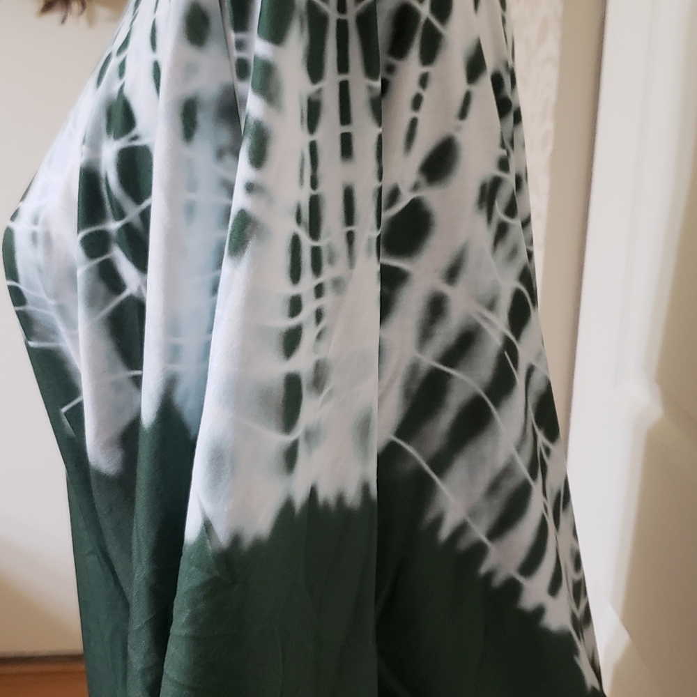 Ladies size large top - Picture 6 of 7